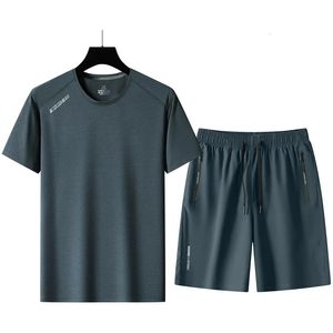 Survêtements d'été noir et blanc pour hommes, ensemble de manches, T-Shirt et short, vêtements de sport de marque, surdimensionné 5XL, 240322
