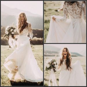 Summer Bohemian Country Robes de mariée A Line Jewel Neck Dentelle Appliques à manches longues Back Sweep Train de taille plus