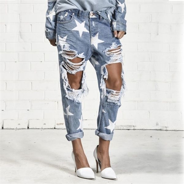 Summer Boyfriend Jeans Femme Big Hole pour femmes avec étoile à cinq branches déchirée pantalon en denim bleu clair 210809