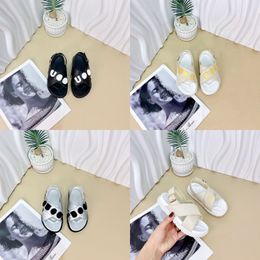 Verano Niños niñas niños sandalias bebé Niños zapatos de verano negro blanco astillas entrelazadas G zapatillas para niños pequeños sandalia de fondo suave zapato para bebés jóvenes