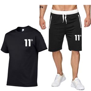 Marque d'été 11 ° Vêtements pour hommes T-shirt Survêtement Ensembles Harajuku Tops Tee Funny Hip Hop Couleur T-shirt Beach Casual Shorts Set 220607
