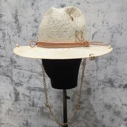 Chaîne de chaîne de paille de paille accessoires de lettre de chapeau français lafite Grass Femmes Stripe Sun Sun punk style paille chapeau 240323