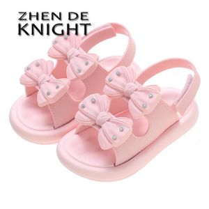 Zomer kinderen slippers Girls Girls Badkamer Anti slip strandschoenen zachte Soled Baby Sandals 240527