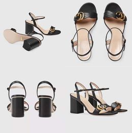 Zomer klassieke hoge hak sandalen ontwerper sexy schoenen 7 cm dames metalen riem gesp geworden dikke mainstream schoenen 3255