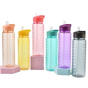 Verano Bebida fría Tumblers Capa de una sola capa Botella de agua plástica deportes al aire libre Taza de paja 700ml Drinkware CGY24