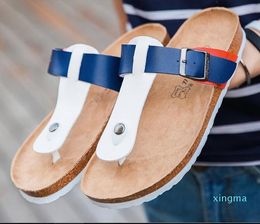 Summer Cork Pantoufles Femmes Casual Chaussures Couleur Mixte Pu Flip Flops Hommes Saint-Valentin Beach Sandal Plus Taille 39-44