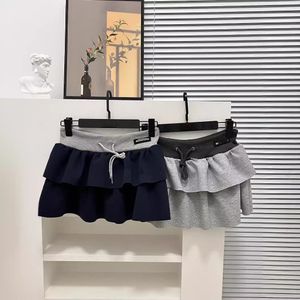 Zomer designer rok miui24 Zomer Nieuwe Academiestijl Geplooide Jurk Lage Taille Casual Mode Korte Rok