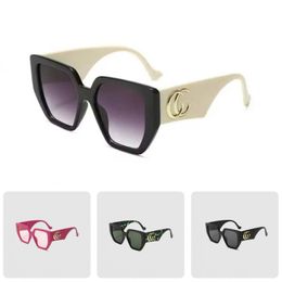 Zomerontwerper Zonnebrillen Men Trendy Oversized dames zonnebril ZONNEBRIL -bril Travel Fashion Ornament Sun Glasses UV 400 MZ147 H4