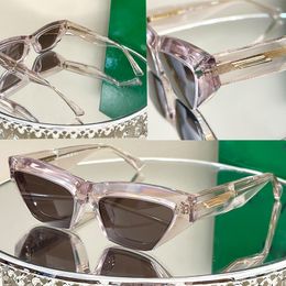Lunettes de soleil de créateur d'été Rectangle Cat Eye Sunglasses Sungasses Mens Womens Fashion Fashion Classic Half-Frame Sunglasses BV1219S