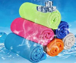 Serviette de glace d'été à double couche de nombreuses couleurs utilitaire durable serviette de refroidissement instantanée soulagement de la chaleur serviette froide réutilisable