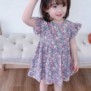 Robe d'été Fashion Flower Print Flying Sleeve Girl Vêtements pour enfants 2-6 ans 210515