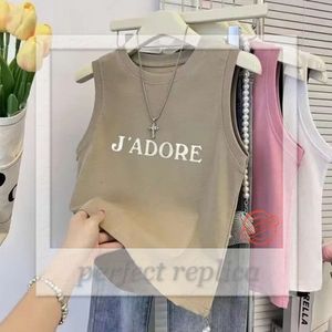 T-shirt sans manches pour femmes européennes et américaines d'été, gilet en pur coton à col rond, coupe cintrée, pull tricoté haut de gamme à la mode et à la mode 450