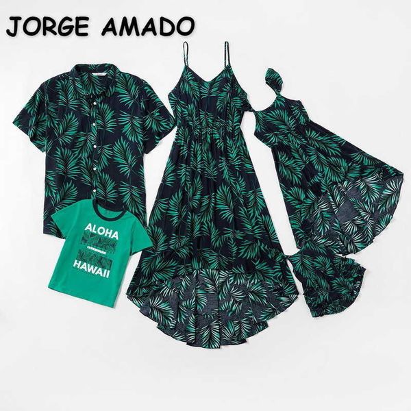 Trajes a juego de la familia de verano 5-PCS Conjuntos Camiseta Vestido floral Body Pijamas de Navidad E007 210610