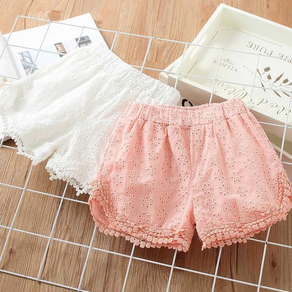 Mode d'été 2 3 4 6 8 10 ans vêtements pour enfants doux coton broderie évider dentelle florale bébé enfants fille shorts 210529