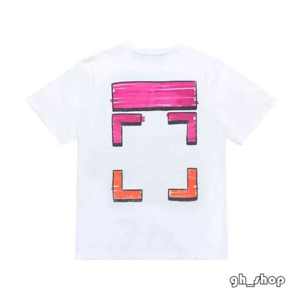 Marca de moda de verano Camisetas para hombre Ow Pintura al óleo religiosa Aerosol directo Flecha Camisetas Hip Hop Manga corta Hombres sueltos Tops Camisetas Mujer 6937