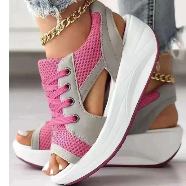 Summer Fashion Lady Femme Plateforme Sandales Chunky Mesh confortable Open Toe Casual Sports Ladies Chaussures plus taille 43 2401 A1E3