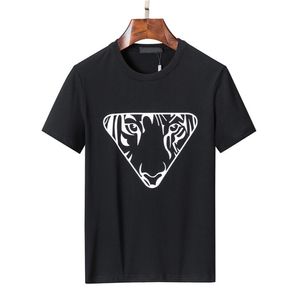 Mode d'été T-shirt pour hommes à manches courtes Logo Graphic t-shirts designer tshirt Casual Man Womens Loose tees With Letters Print Short Sleeves Top mens Tshirt