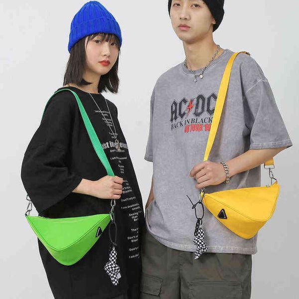 Été mode néon vert à la mode sac à bandoulière unisexe décontracté rue Hip Hop coréen Nylon Messenger paquet Triangle 220429