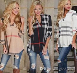 Fashion Plaid Impression Vneck SHIRT CHIRT COMMEVE COMPRÉ