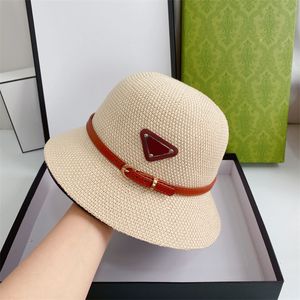 Mode d'été femme seau chapeau concepteur chapeau de paille plage voyage dames crème solaire chapeau de soleil pour hommes femmes herbe tresse dôme petit bord casquettes