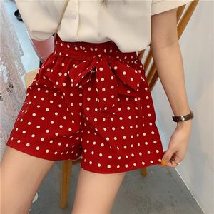 Été féminin de conception courte shorts à pois