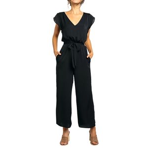 Summer Formal Cool Office Lady Womens Solid Black con cuello en V Playsuit Party Summer Romper Loose Belt Vendaje Wide Leg Jumpsuit T200107