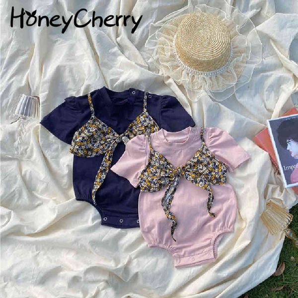 Summer Girl Baby Fleur Sling False Deux morceaux de style Onesie Style Summer Bodysuits Filles Vêtements 210515