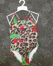 Zomermeisjes Designer One-Pieces Swimwear Zoete schattige drukkinderen Bading Bikini Suit Baby Children Swimsuit kleding