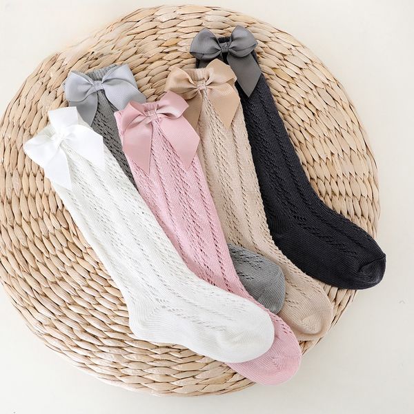 Girls d'été chaussettes tricotées couvertes