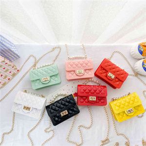 Bolsos de silicona de gelatina de verano para niñas, mini accesorios de perlas para niños, monedero para niños, lápiz labial, bolso cuadrado pequeño, bolsos de mensajero para niñas F135