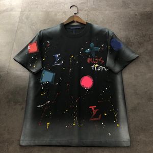 Zomergraffiti shirts Men Designer T -shirt Pure katoenen T -stukken Print T shirts Wit Zwart Casual paren Korte mouwen T -shirt comfortabel voor mannen en vrouwen