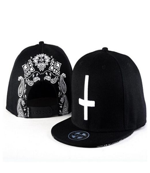 Verano hombre caliente niño gorra de hip-hop gorra de béisbol hombre mujer monopatín sombrero plano niño y niña sombrero negro caps6562802