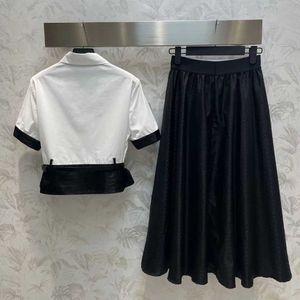 Summer Mesdames White Sleeve Black Loose-Wirt Skirt Wirt, Short Shirt Short-Sheeve Plus Belt Slim, Mode décontractée.