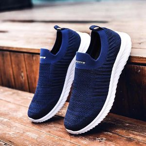 Été grandes chaussures Taille décontractée 142 Tricoting Men's Sport Hommes coulant des baskets sportives Marques Blue Trainers Walk D- 28 S