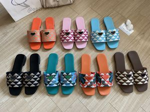 Zapatillas de playa de verano, tela bordada, diapositivas de diseñador, mulas multicolores de color negro y beige, chanclas para el hogar para mujer, sandalias casuales, suela de goma plana