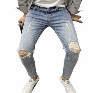 Summer Light Blue Knee Hole Jeans pour hommes Coréen Slim Fit Mer élastique Hommes Designer Jeans pour hommes Distred Cowboy Denim Jeans m2PI #