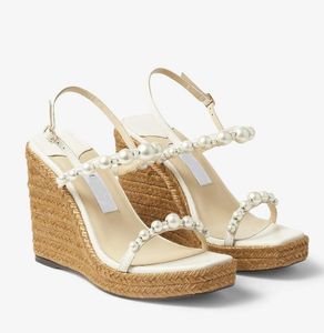 Sandales Amatuus de luxe d'été Chaussures Latte Nappa Latte Wedge Perles et embellissement en cristal Robe de soirée Party Lady Comfort Walking EU35-43