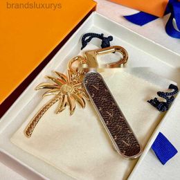 Kelechains de concepteur de luxe d'été et clés de rouleuse en cuir à la main