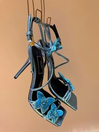 Luxury de luxe Dua Lipa Chaussures Chaussures pour la femme à talons à talons Sandale Sandale Pumps Porce de mariage Dame Elegant Walking EU35-43