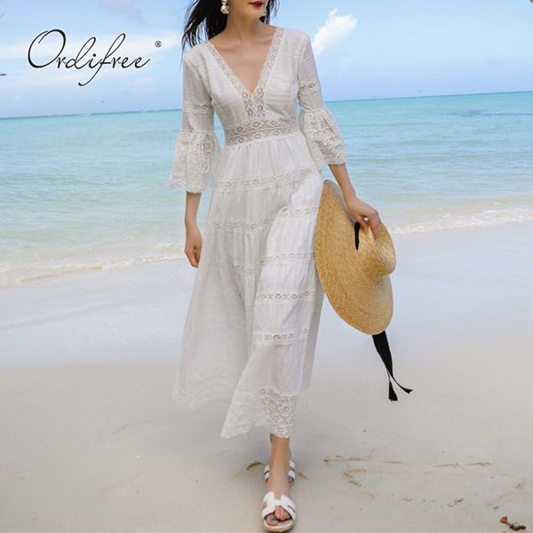 Verano de lujo de las mujeres maxi media manga suelta de algodón blanco encaje sexy túnica larga vestido de playa 210415