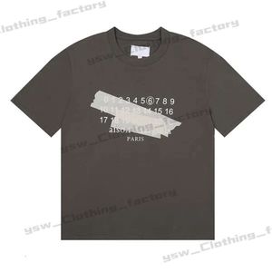 Summer Margiela Style Masking Tape Impression numérique MM6 T-shirt à manches courtes pour hommes et femmes Couple Lâche Maison Mihara Hellstar Shirt Essentialsweatshirt 105