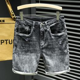 Men d'été Broidered Letters Denim Shorts Fashion Casual Strucy Stretch Stretch Mason Male Streetwear 240408