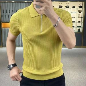 Summer Men Tricot Ice Silk Polo Taphyths de haute qualité Jacquard à manches courtes Collier de remin-down Tops Mens Mens Slim Fit Tees 240517