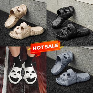 Zomerslippers voor heren en dames Effen kleur Schedelkop Sandalen met platte hak van Dalwucavsd Designer Hoge kwaliteit modeslippers Waterdichte strandsportslippers GAI