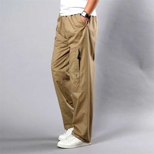 Pantalon kaki d'été pour hommes grande taille coupe droite grandes tailles 5XL poches latérales jambe large coton noir pantalon cargo pantalon de travail mâle 211112