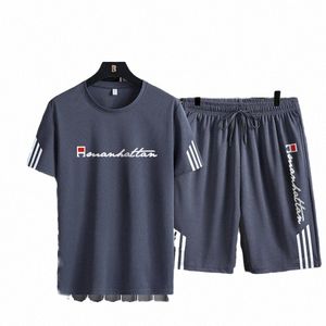 Costume de sport pour hommes d'été avec T-shirt à manches courtes pour hommes à trois barres, short décontracté, combinaison de course à séchage rapide et respirante z29p #
