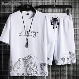 Summer Men S Tracksuit 2 -delige set Fashion Casual Solid Short Sheeved T -shirt en shorts Sportpak Ademend man Kleding 220613