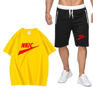 Survêtements d'été pour hommes Ensembles de vêtements de sport T-shirts et shorts respirants à manches courtes Vêtements décontractés Vêtements d'entraînement de basket-ball Marque LOGO Imprimer