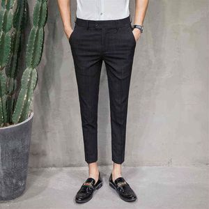 Summer Men Suit broek mode 2022 Korean Slim Fit Business Plaid Pants Men Formele All Match enkellengte Mens Dress Pants L220702236A