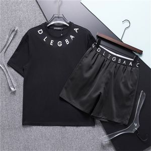 Diseñadores de verano para hombres trajes de pista Traje de jogging Men Right Sweats Running Sweatshirt Man Pantalones de manga corta Sweats de sudor de sudor